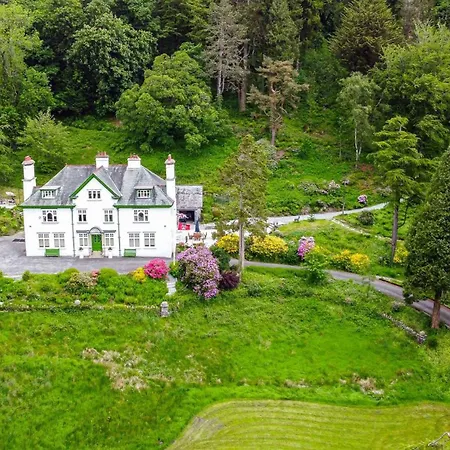 5 Bed In Staveley Oc-Lr107