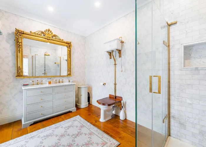 Middle Reston Nyaraló Staveley