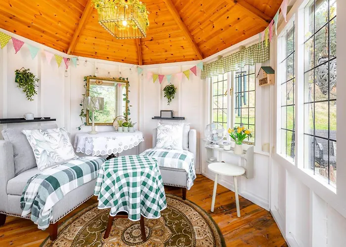 Middle Reston * Staveley